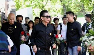 女儿国遇难概括50字 女儿国国王容颜变化